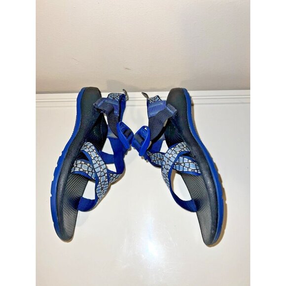 CHACO Youth Black Blue Outdoor Hike Performance Sandals Sz 2 - Picture 7 of 9